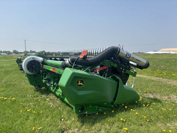 2023 John Deere RD45F Header Combine