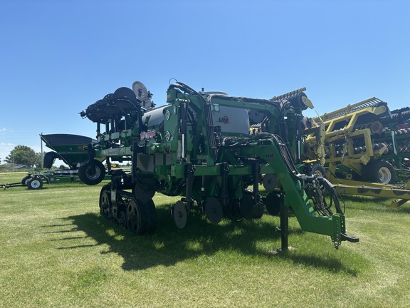 2020 Unverferth Nutrimax 2600 Applicator