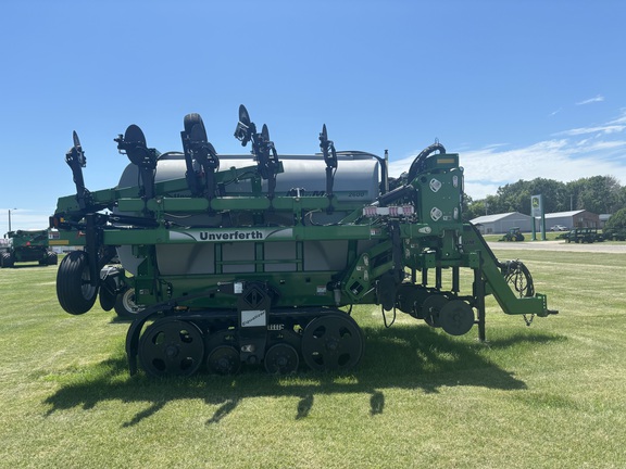 2020 Unverferth Nutrimax 2600 Applicator