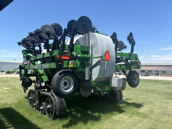 2020 Unverferth Nutrimax 2600 Applicator