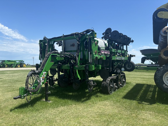 2020 Unverferth Nutrimax 2600 Applicator