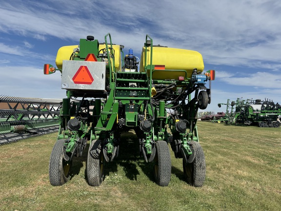 2013 John Deere 1770NT CCS Planter