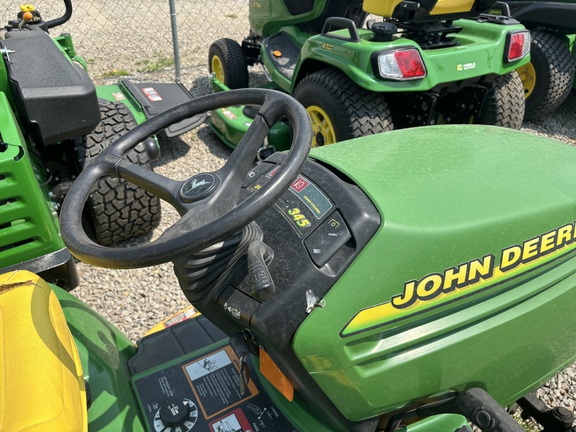 1999 John Deere 345 Garden Tractor