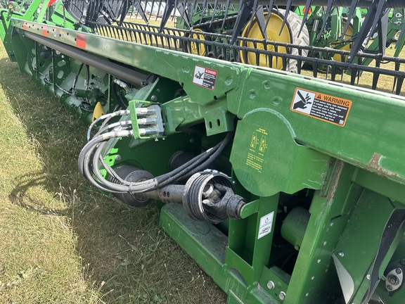 2020 John Deere 745FD Header Combine