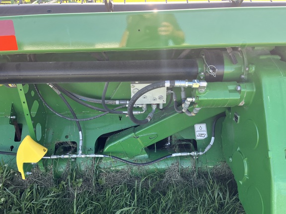 2020 John Deere 745FD Header Combine
