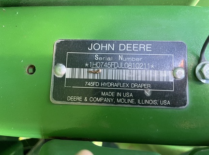 2020 John Deere 745FD Header Combine