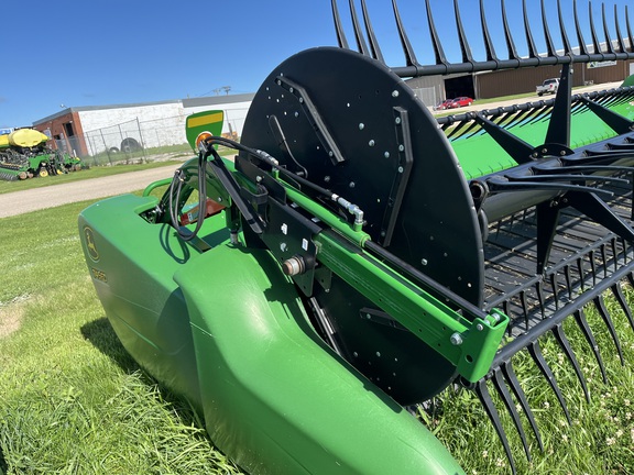 2020 John Deere 745FD Header Combine