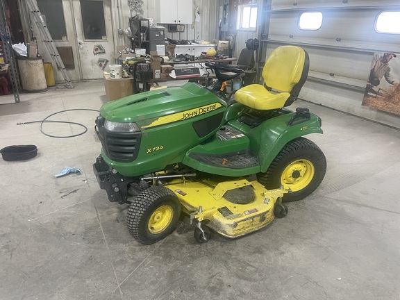 2016 John Deere X734 Garden Tractor