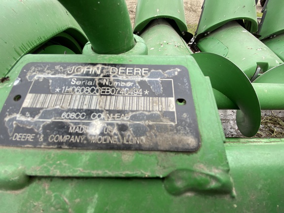 2011 John Deere 608C Header Corn Head