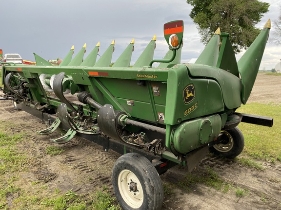 2011 John Deere 608C Header Corn Head