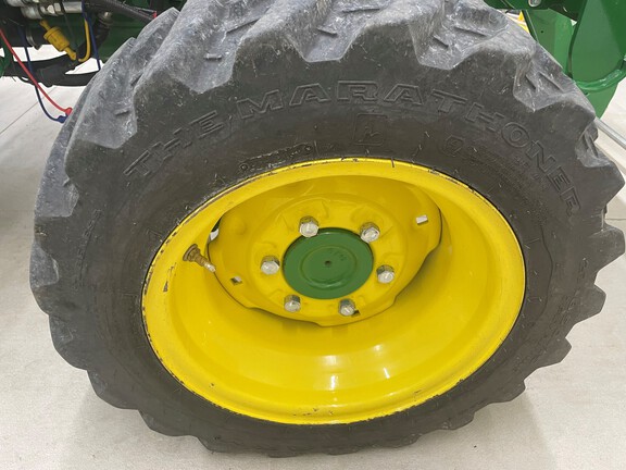 2020 John Deere 4066R Tractor Compact