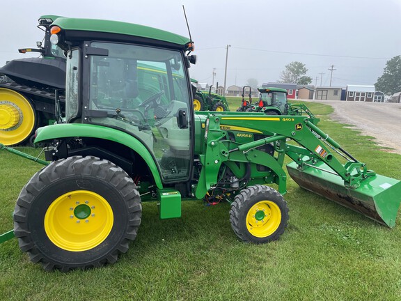 2020 John Deere 4066R Tractor Compact