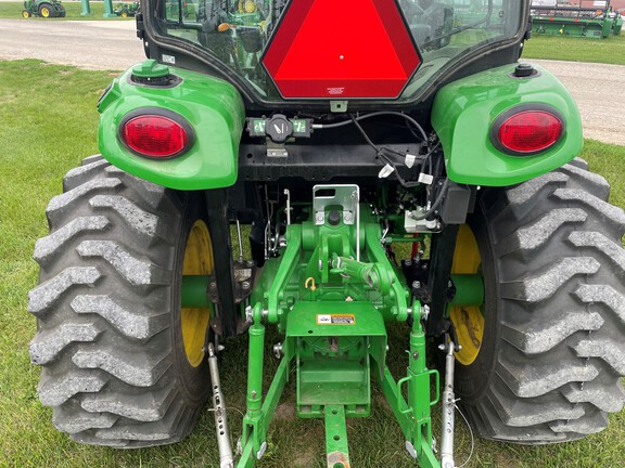 2020 John Deere 4066R Tractor Compact