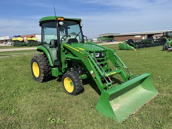 2020 John Deere 4066R Tractor Compact