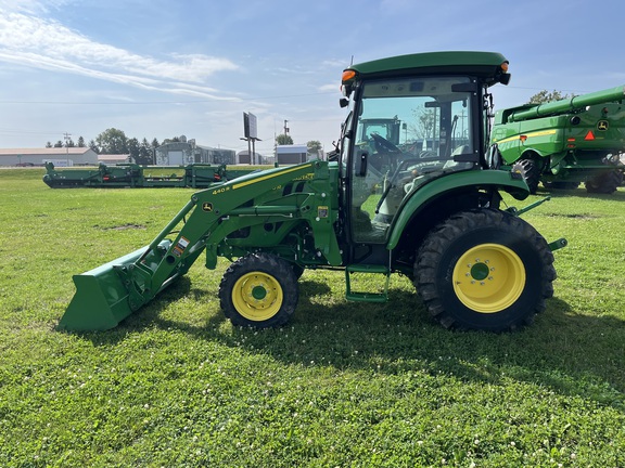 2020 John Deere 4066R Tractor Compact