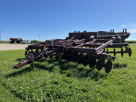 M&W 1875 Disk Ripper