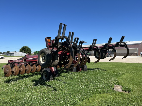 M&W 1875 Disk Ripper