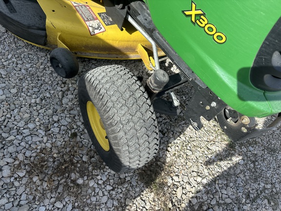 2012 John Deere X300 Garden Tractor