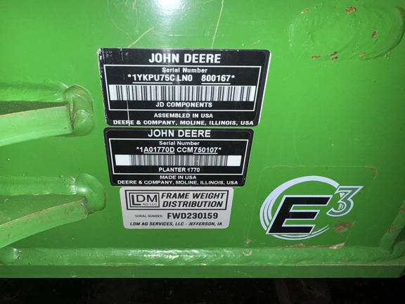 2013 John Deere 1770NT CCS Planter