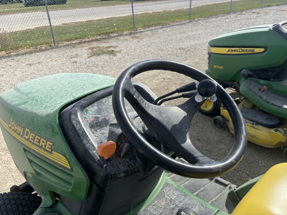 2004 John Deere X485 Garden Tractor