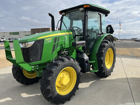2024 John Deere 5090E Tractor