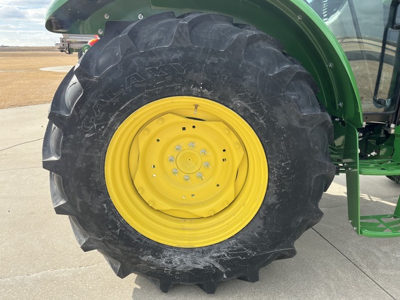 2024 John Deere 5090E Tractor