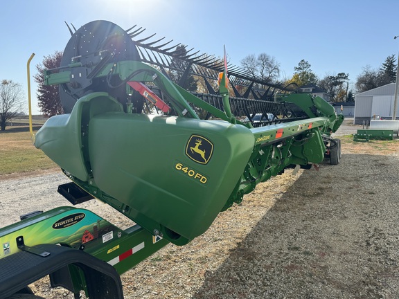 2018 John Deere 640FD Header Combine