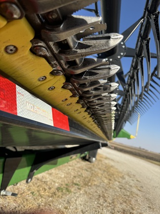 2018 John Deere 640FD Header Combine