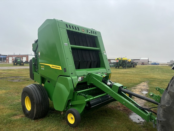 2024 John Deere 561R Baler/Round