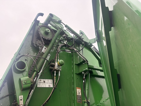 2024 John Deere 561R Baler/Round