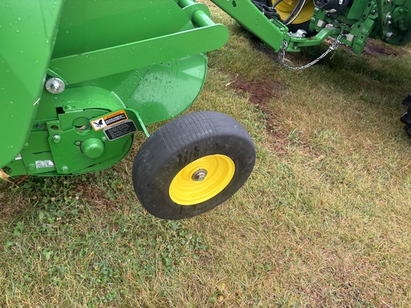 2024 John Deere 561R Baler/Round