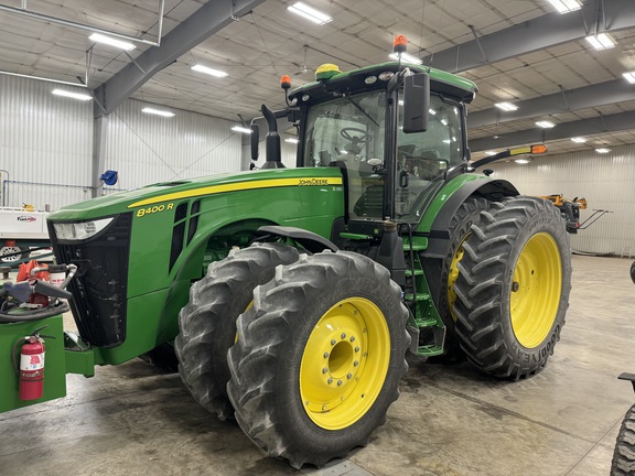 2019 John Deere 8400R Tractor