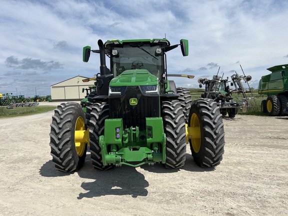 2024 John Deere 8R 250 Tractor