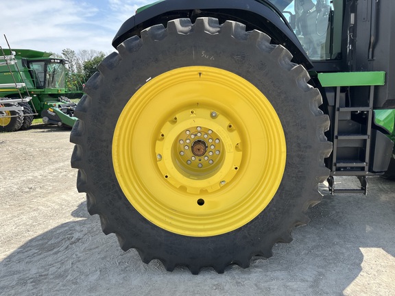 2024 John Deere 8R 250 Tractor