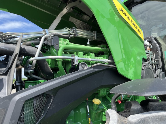 2024 John Deere 8R 250 Tractor