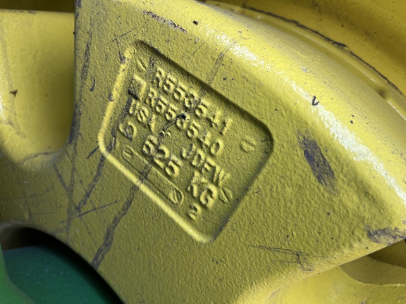 2024 John Deere 8R 250 Tractor