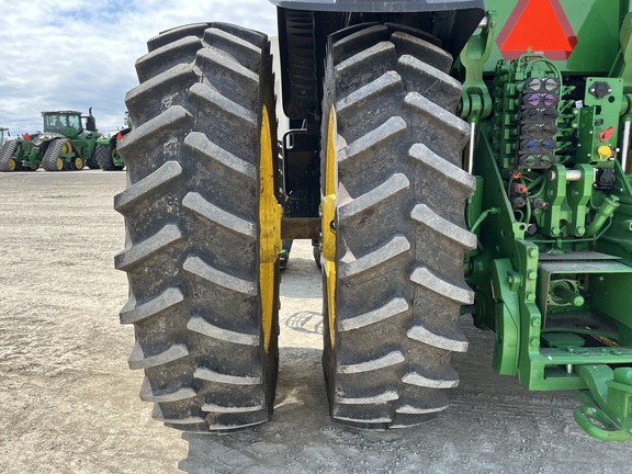 2024 John Deere 8R 250 Tractor