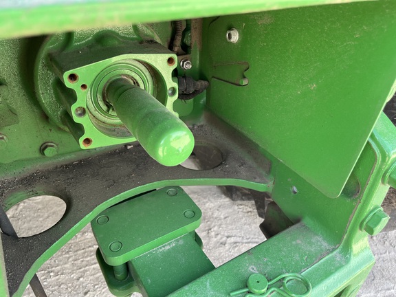 2024 John Deere 8R 250 Tractor