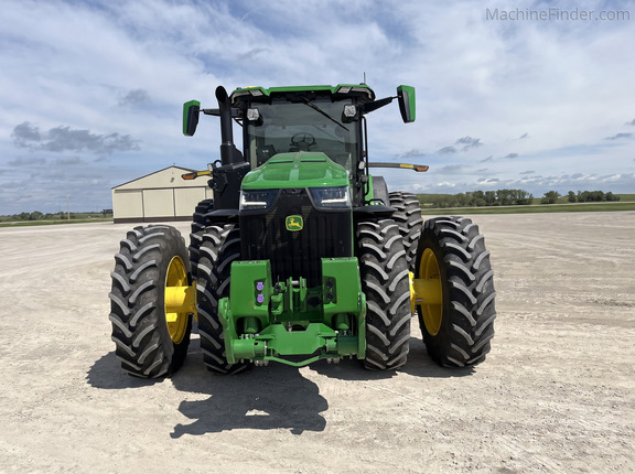 2024 John Deere 8R 250 Tractor