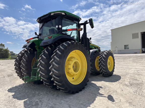 2024 John Deere 8R 250 Tractor