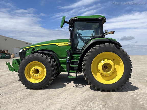 2024 John Deere 8R 250 Tractor