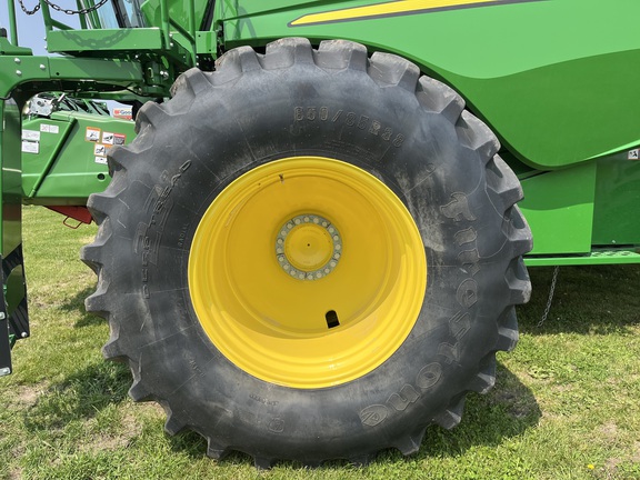 2024 John Deere S790 Combine