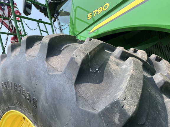 2024 John Deere S790 Combine