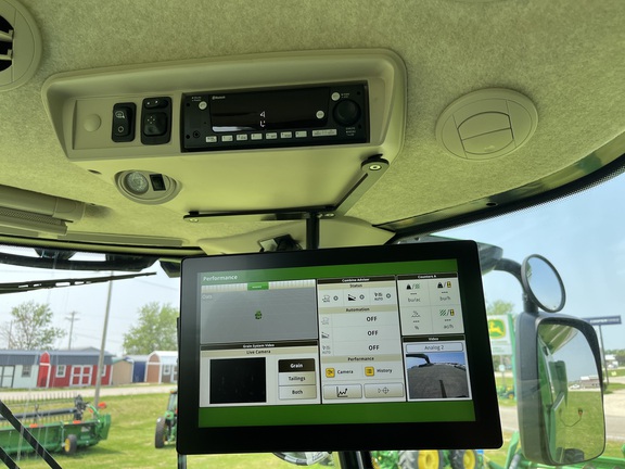 2024 John Deere S790 Combine