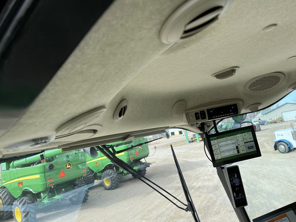 2024 John Deere S790 Combine