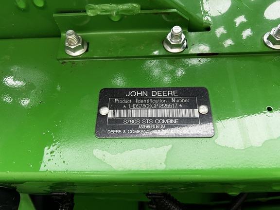 2023 John Deere S780 Combine