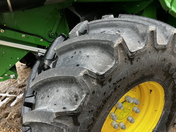 2023 John Deere S780 Combine