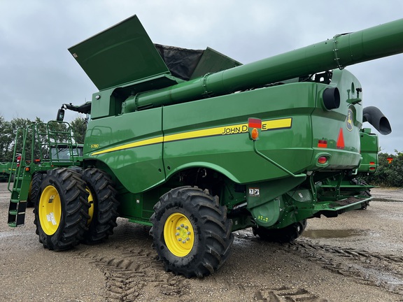 2023 John Deere S780 Combine