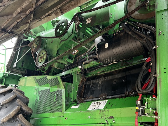 2023 John Deere S780 Combine