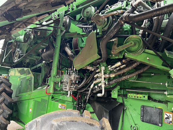 2023 John Deere S780 Combine